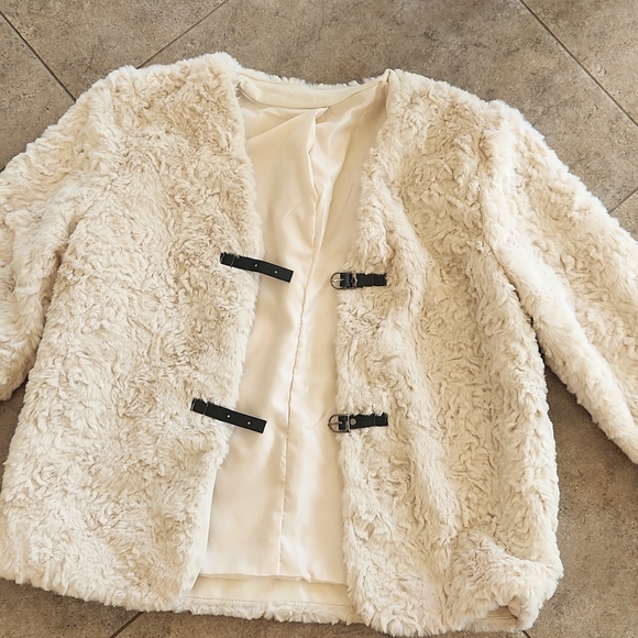 NWOT..Jacket - Picture 4 of 10